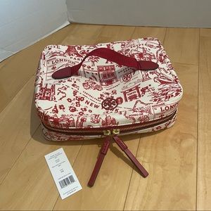 NWT Tory Burch perry nylon cosmetic case